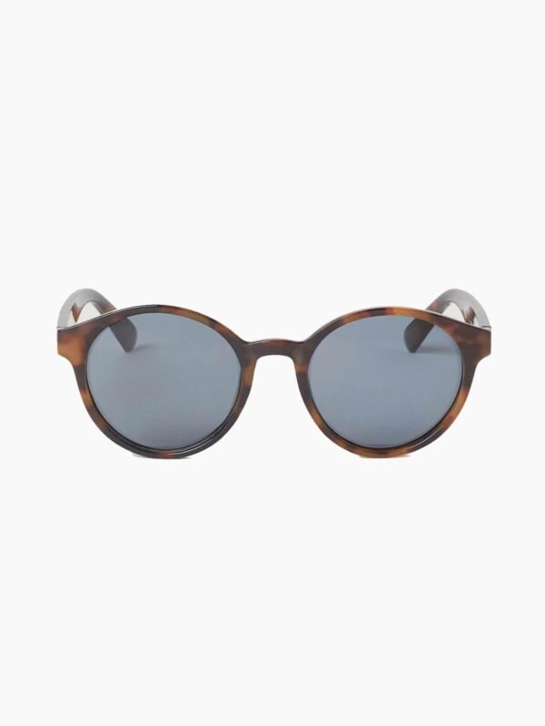 Round sunglasses